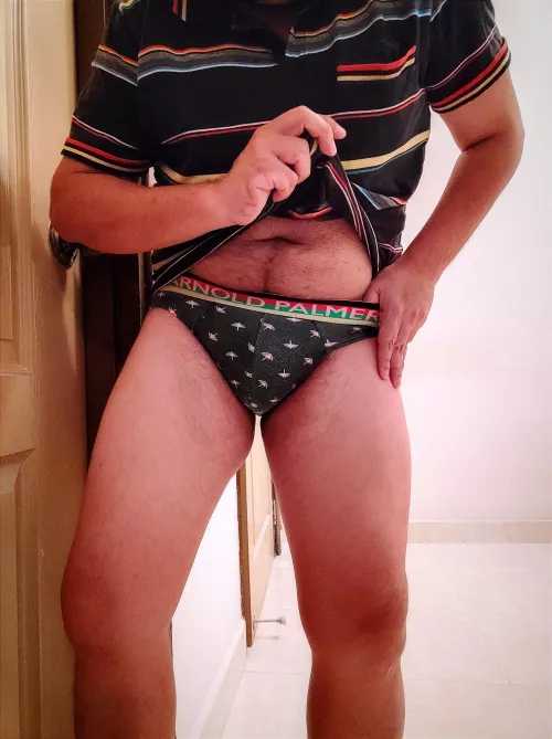 Final post of 2021. When your polo-T has a 98% match with your underwear. ❤️💛💚🖤 by chubbo57