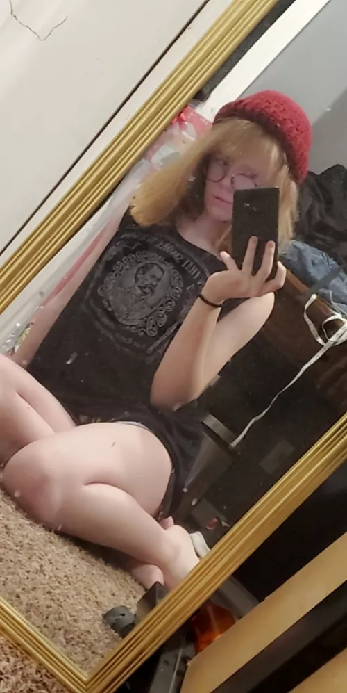 Finally 18 and confident enough to post myself 😤😤😤 by Meibopz