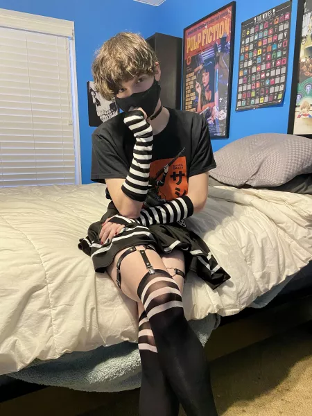 Finally found some arm warmers :) by KyeTheMovieGuy