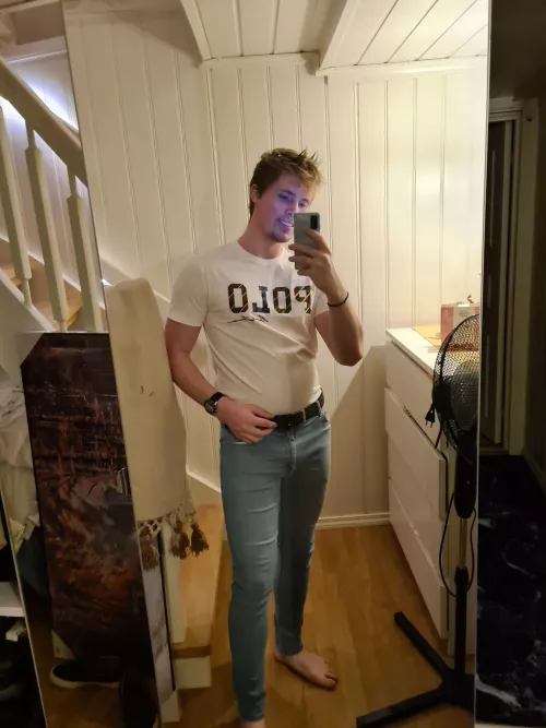 Finally got around trying cloths from Christmas by RandyiCandy