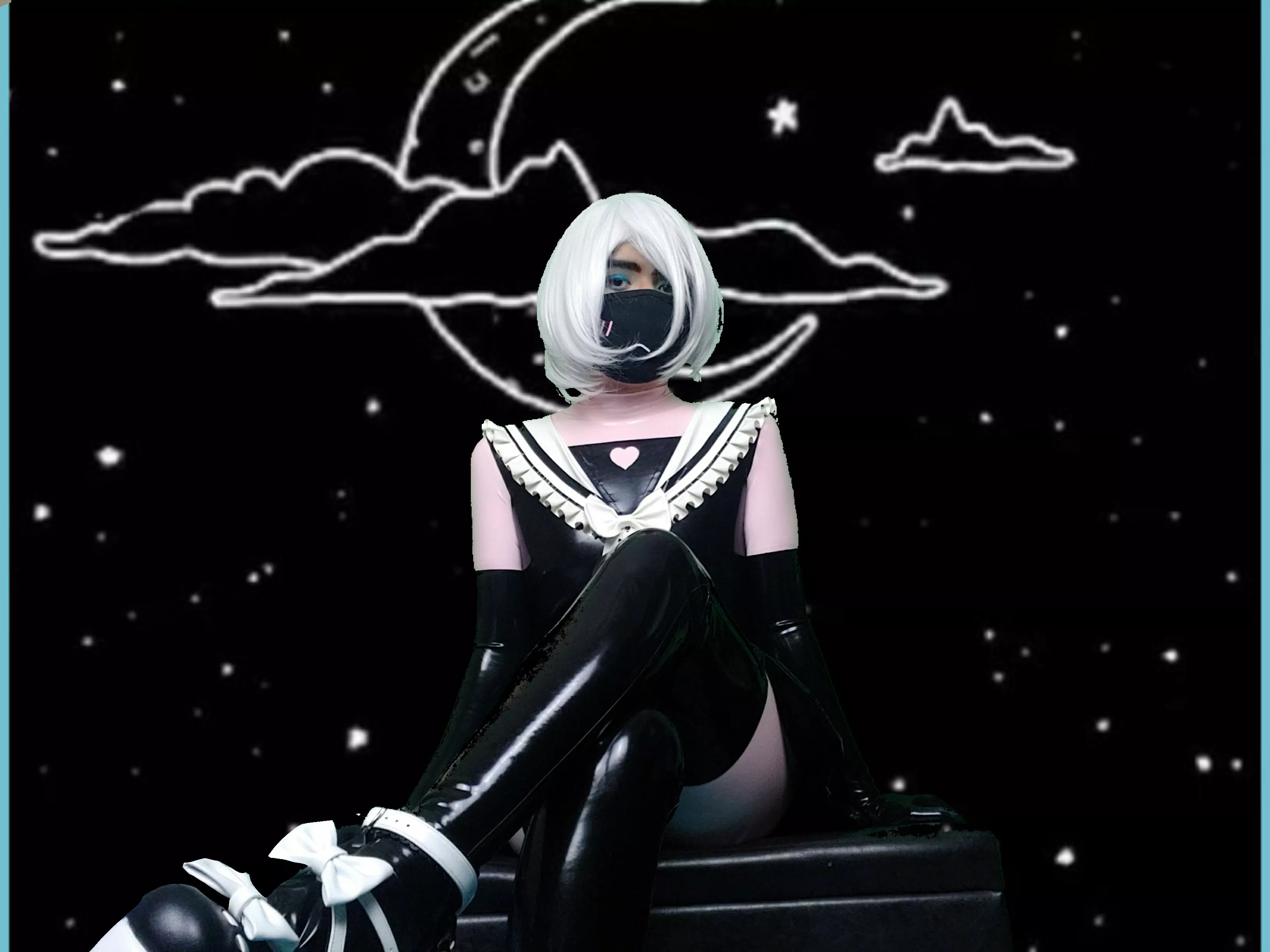 Finally got my new latex outfit from latexcatfish posted by Latexandlaceboi