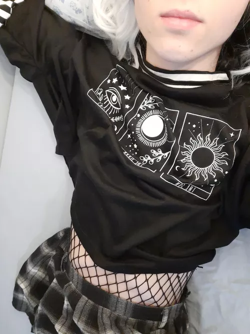 Finally I have some time to dress like this by Queen_of_the_Abyss