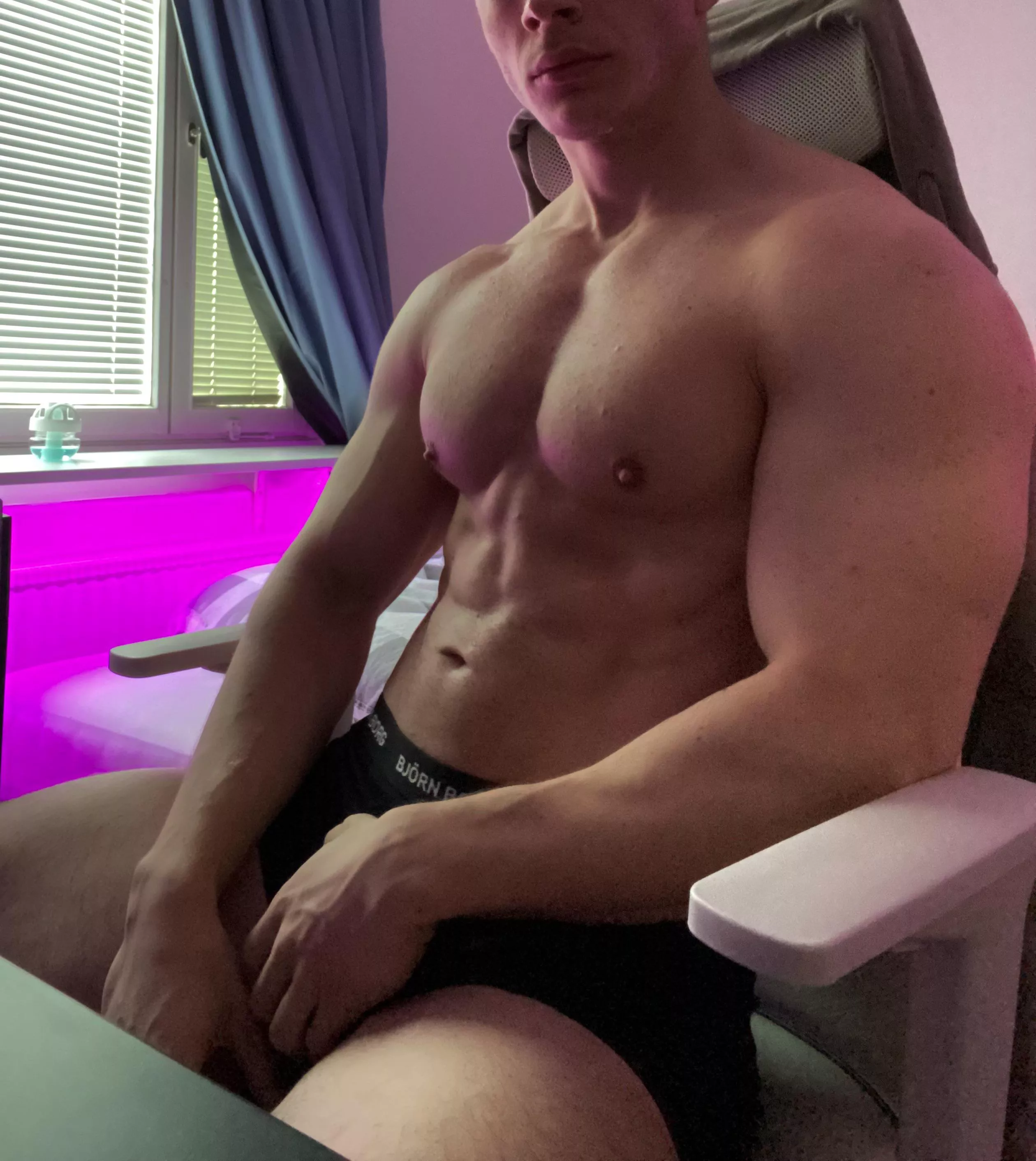 Finally in my new apartment posted by juicyveiny