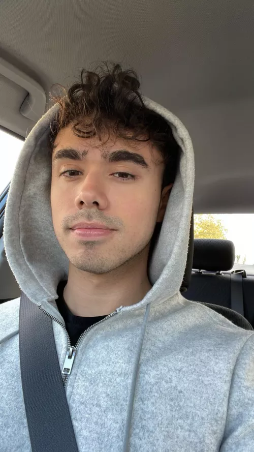 Finally sweater weather by bartowskii77