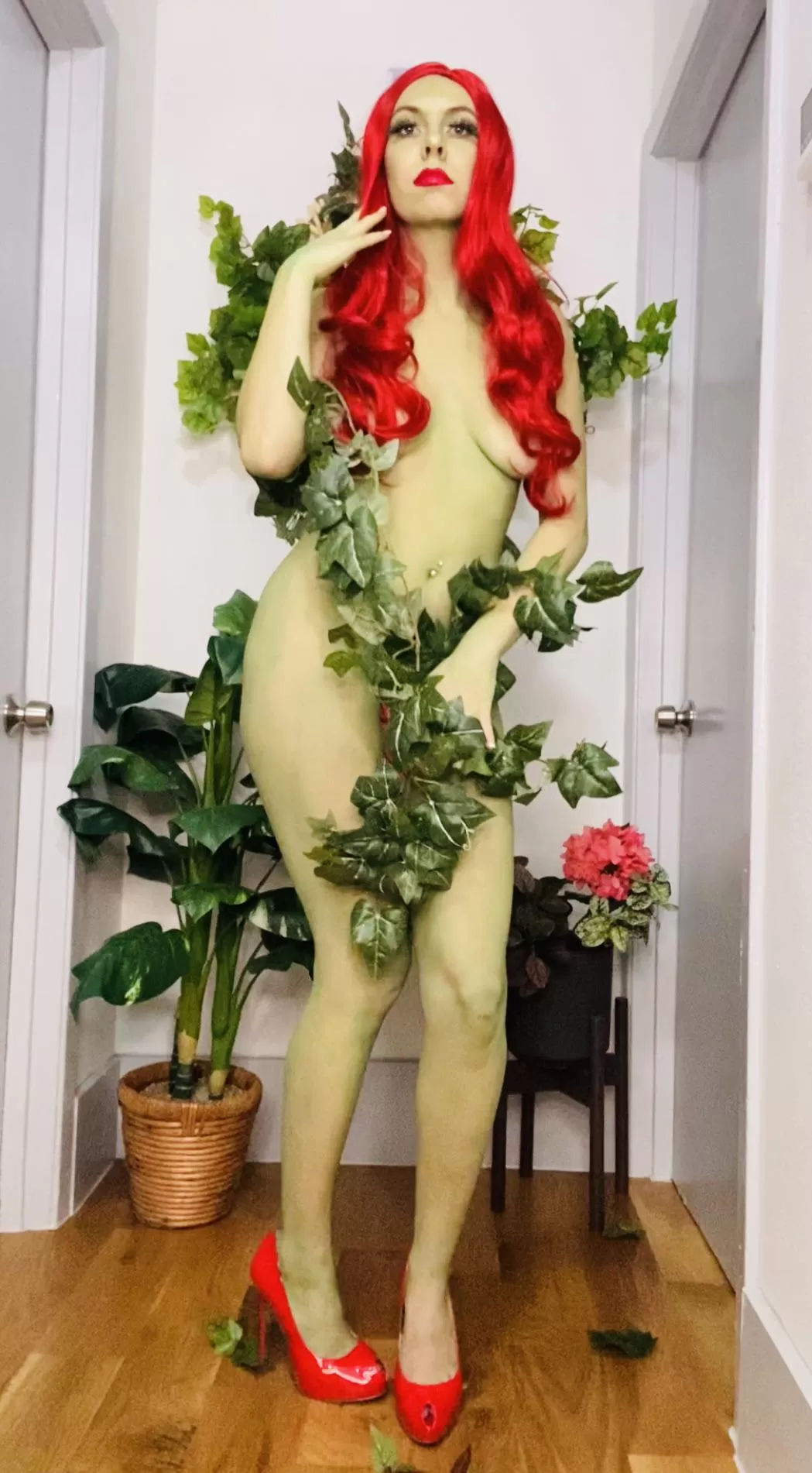 Finally was able to do a hairbra with this cosplay!! posted by naughty_evelyn