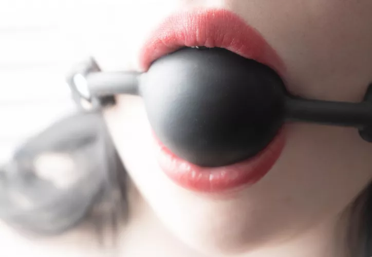 Find a girl who likes being hurt. by soft-slut