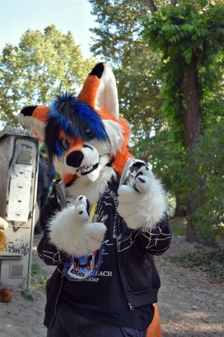 *Finger guns* by Acheron_Fox