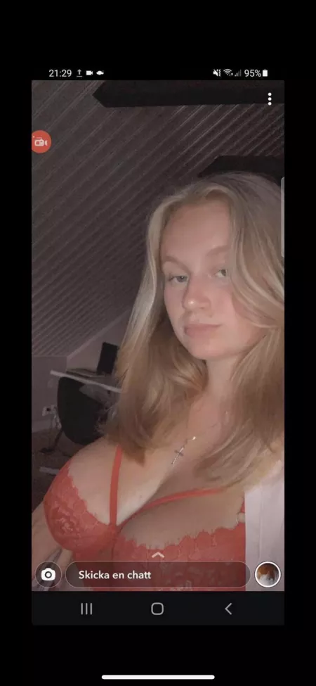 Finns mer? by Sirisacnewton69