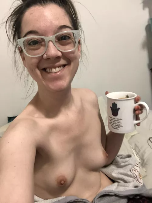 First coffee in my single-lady digs; cheers to new beginnings! ☕️ by keepingthisasecret