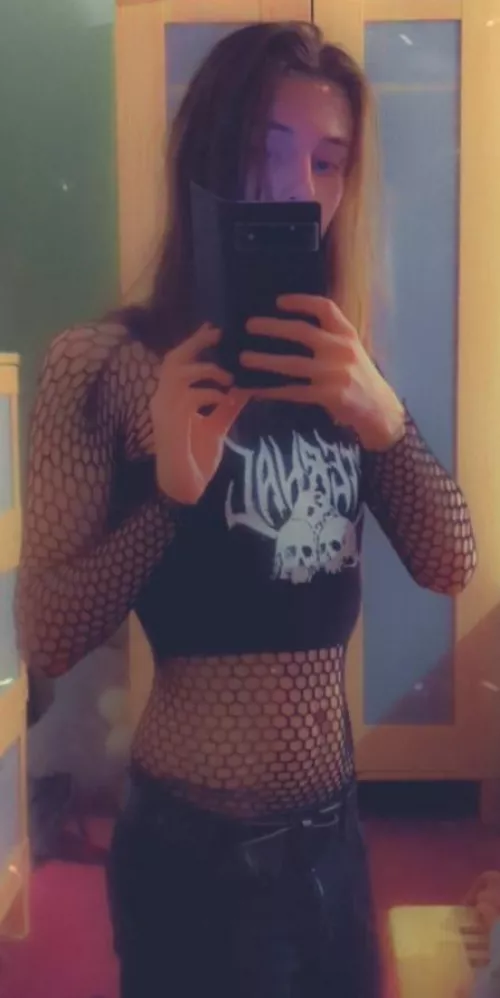 First crop top and fishnets really happy c: by ToxEvo