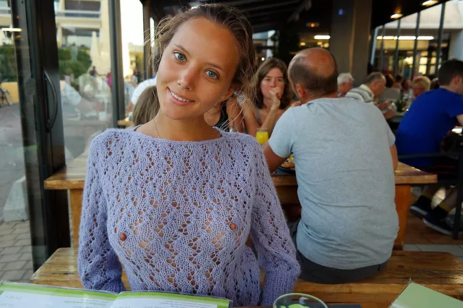 First date, what’s your next move? by blackamethyst10