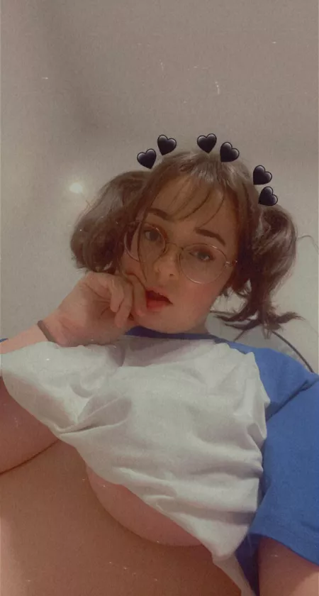 First ever post 🥺👉👈 @kittichuwu for more x by Kittichu