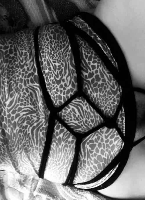 first hip & crotch self-tie by Dark_Horse_Ryder