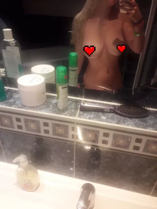 First I suck your dick, then we fuck and after that we play Halo, good deal? 🙊 by MelinaKo_