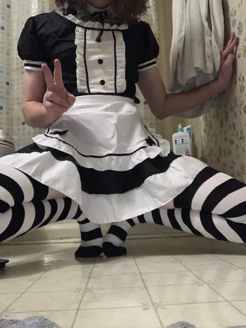 First post, and first time wearing something like this :) Do I look cute? by lvl-1-homo