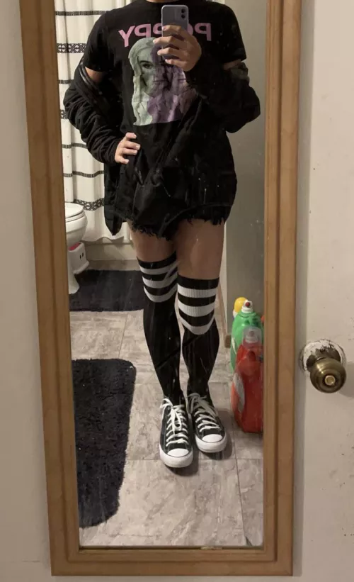 First post ☆ by InsomniaTwink