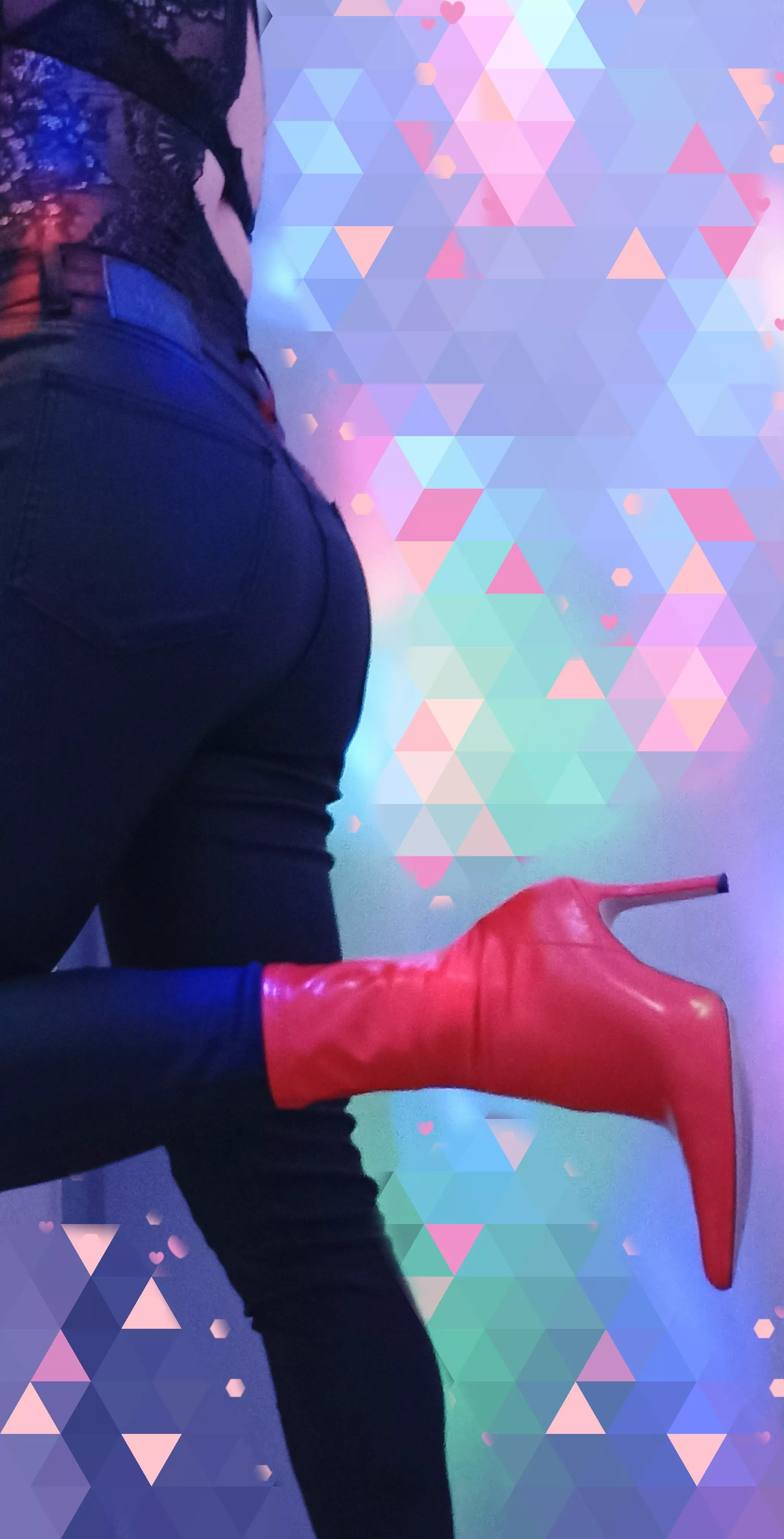 First post 💋 posted by lachatte999