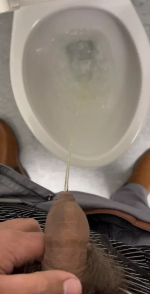 First post, he was a little shy 🤭 by Pissdaddy6969