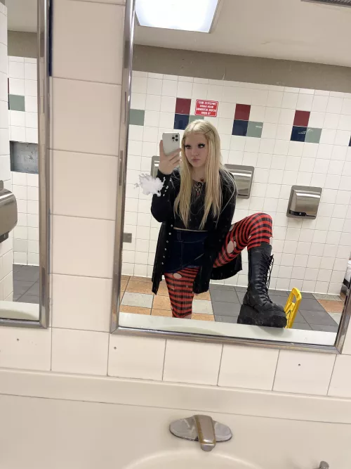 first post here :) by spitguurl