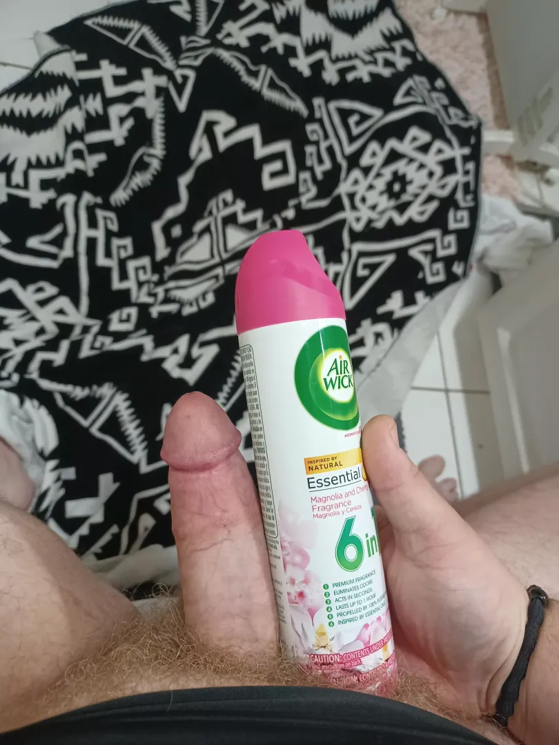 First post here. Always felt i was small 🤷🏼‍♂️🤷🏼‍♂️😅😅 posted by Good_Wolf8035