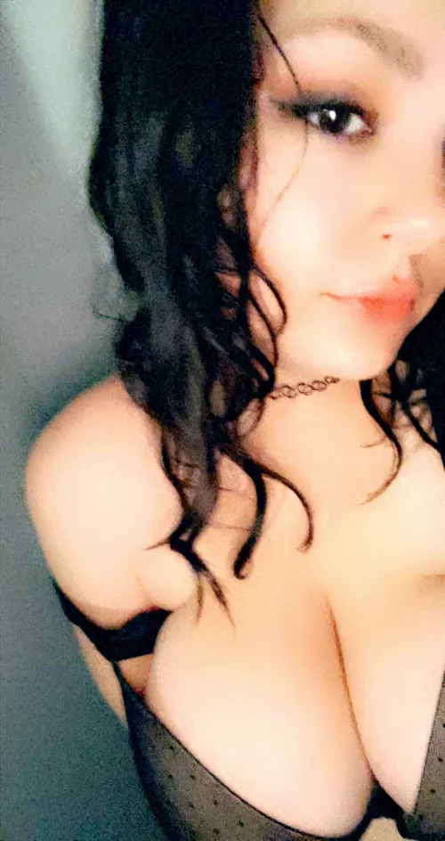 first post here(: hi.. by rikkis_feet