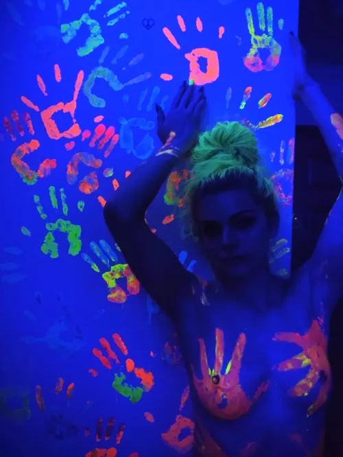 First post here hiii by SaturnAndromeda