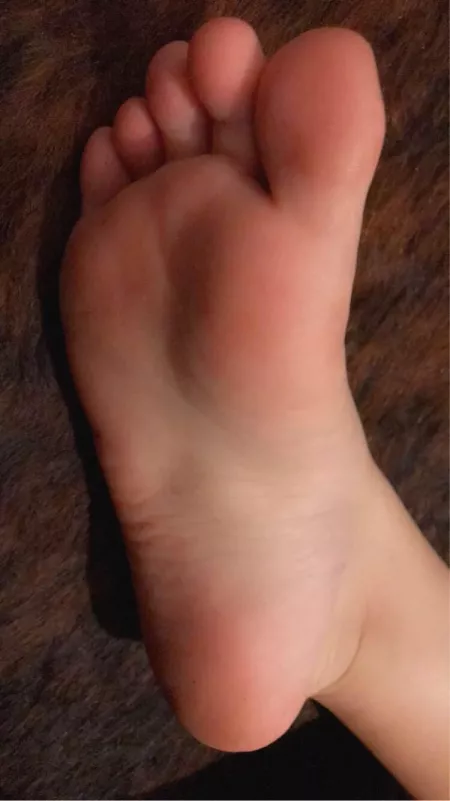 [f]irst post here! I was told my feet are beautiful 😅 by creamy_richness