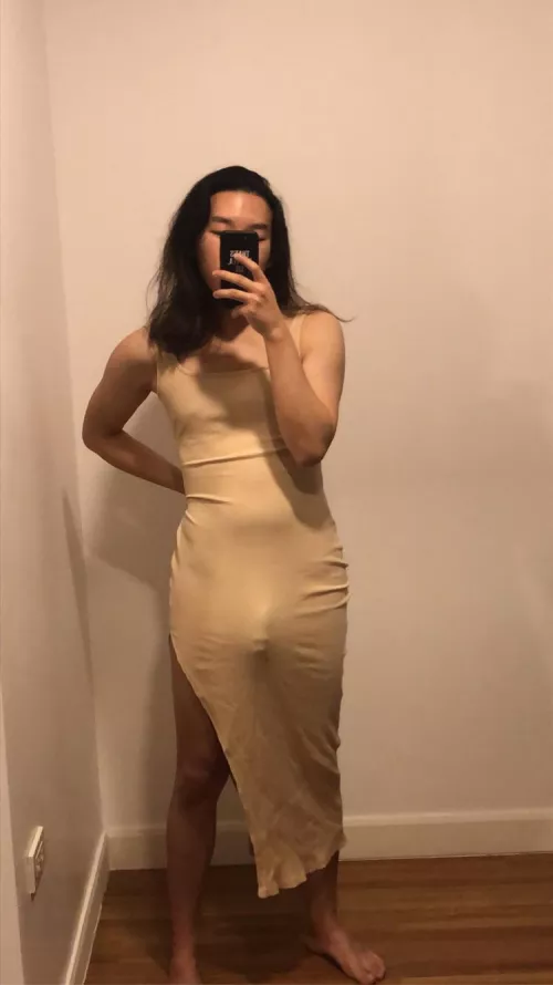 First post here… just dipping my toe in I guess (would rather dip something else though) 🥺 by red-lips-diary