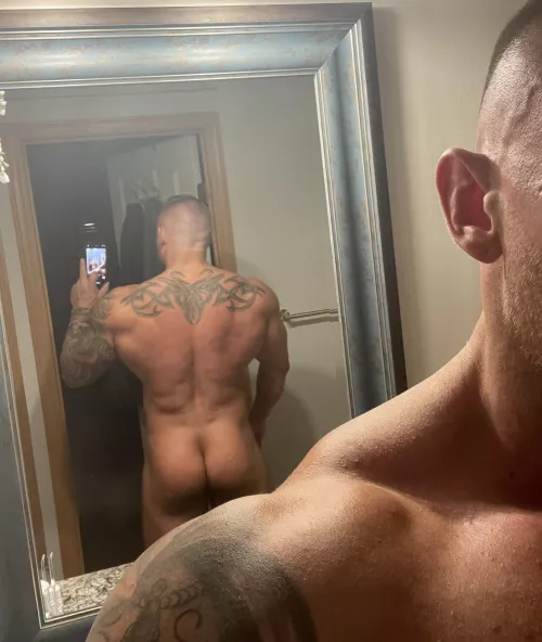 First post here, let’s start with the backside 😏 by ClydeXXXL
