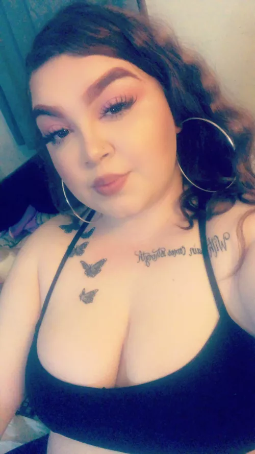 First post here! Message me 🥰🥰 by Top_reddd_xoxo69