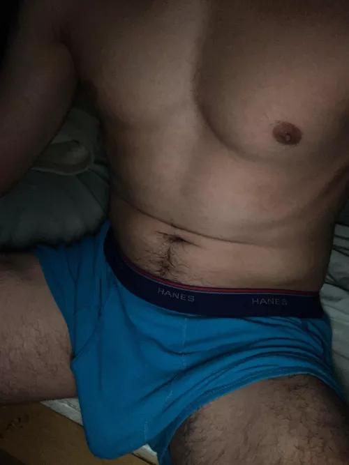 First post here on a happy hump day by Trophyburro69