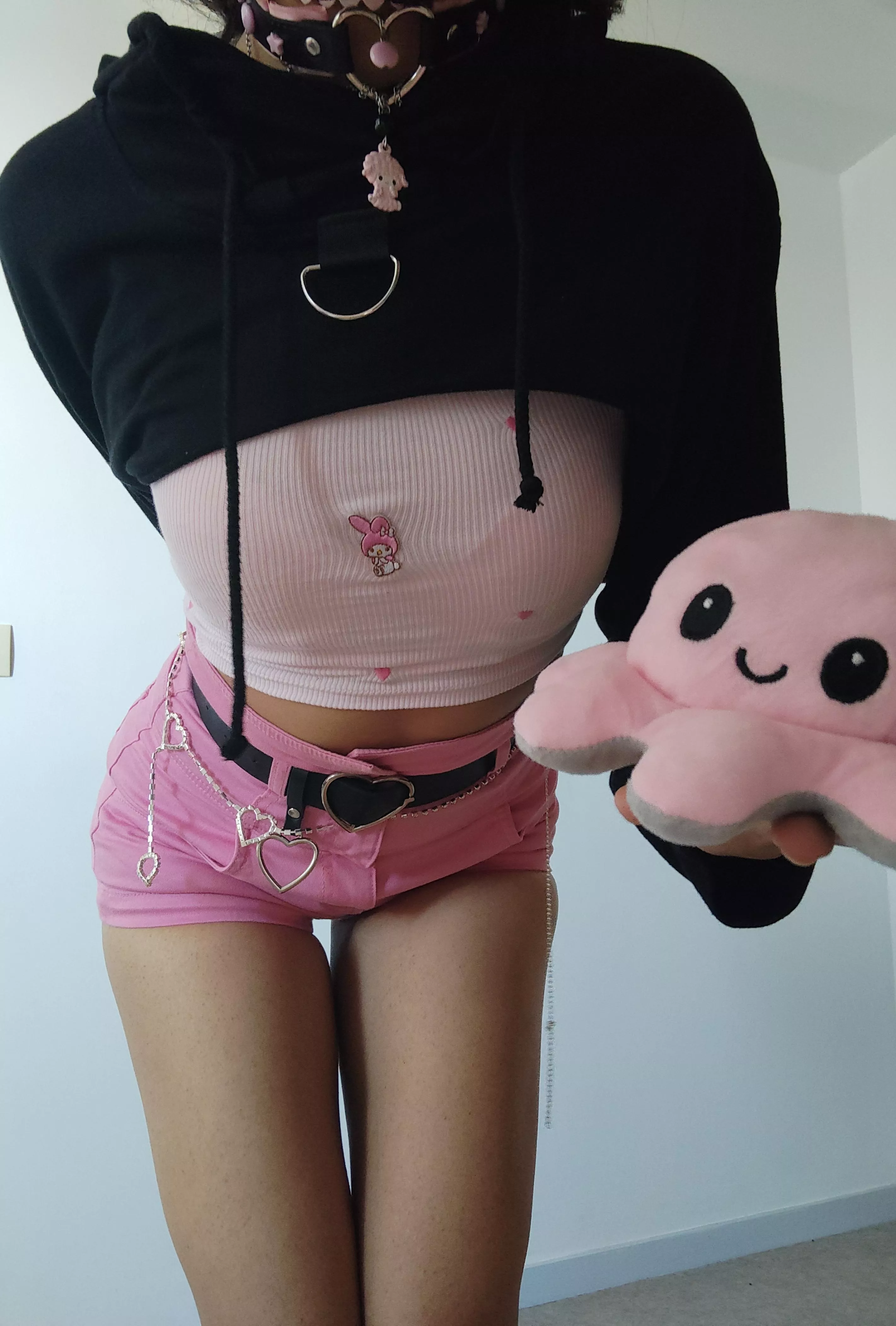 First post here 🥺. Say hello to Mr. Octopus 💗🖤 posted by bunnibixie