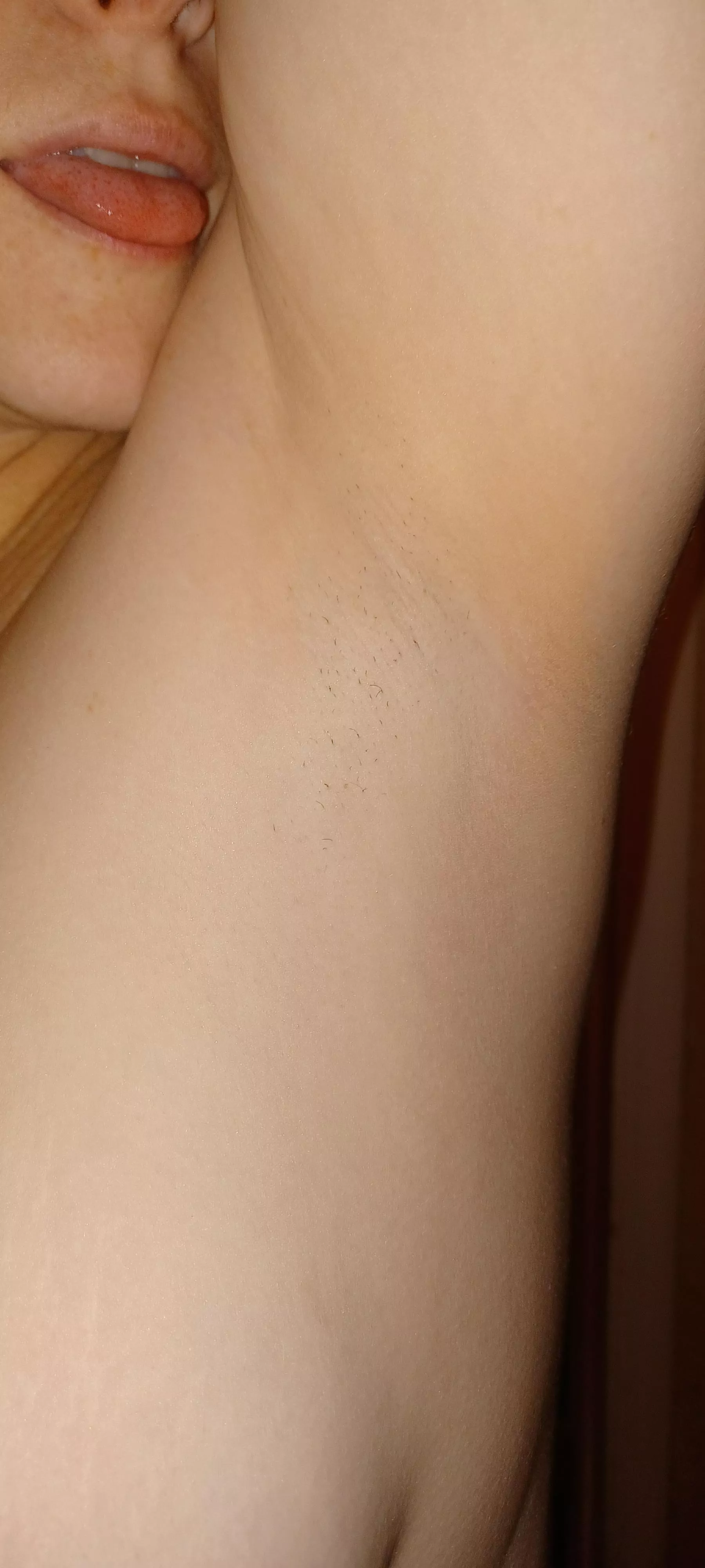 First post here. Should I stay? 😘 posted by LunaStonePics