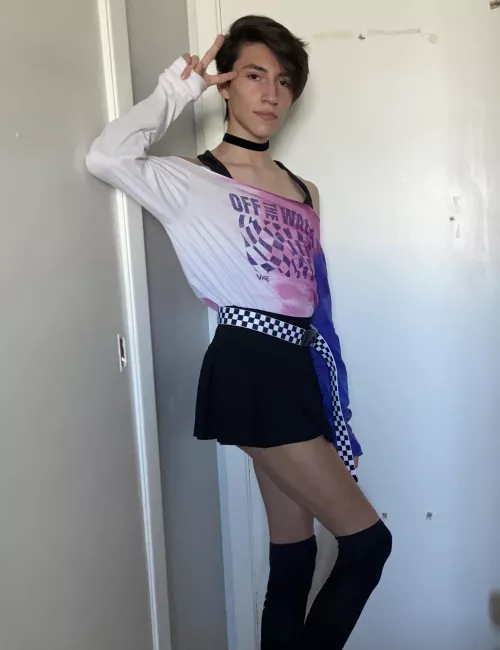 first post here without a mask, hopefully I don’t look too ugly 👉👈 by ylgu_mi-