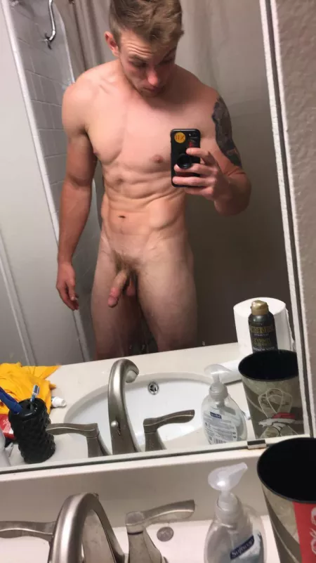 First post on Reddit. Thumbs up if I should post more by Ok-Property6732