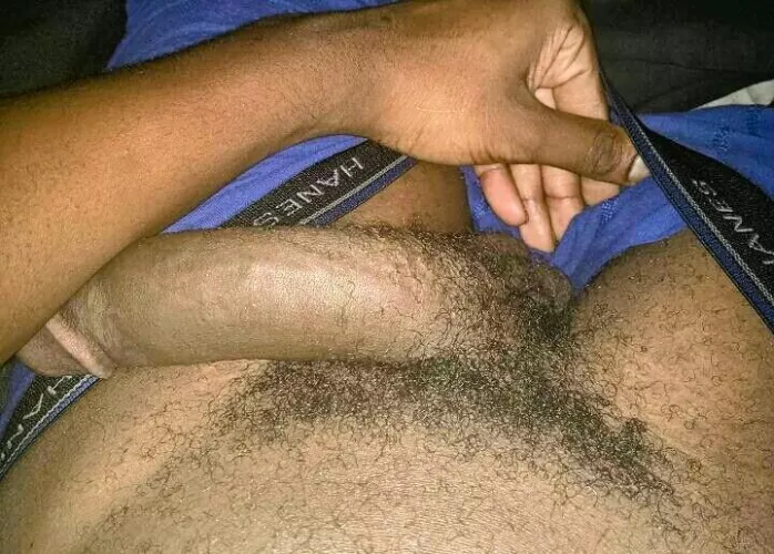 first post. should i trim/shapeup? by Ambitious_Sock5412