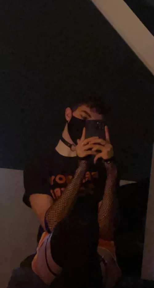 First post. Thought I’d stop lurking. Emo Fem-hooters is a vibe ngl by Finlay-Fox