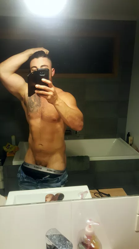 First post! What do you think? 30 (M) by ibanezhackk
