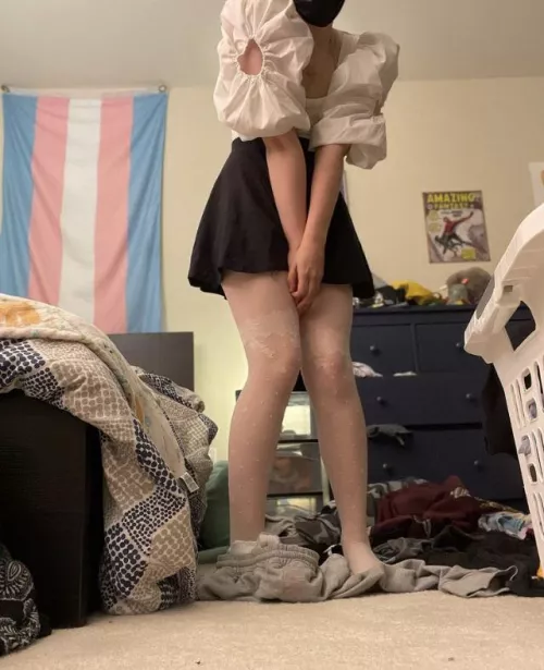 First post…happy thighs thursday?❤️ by siztix