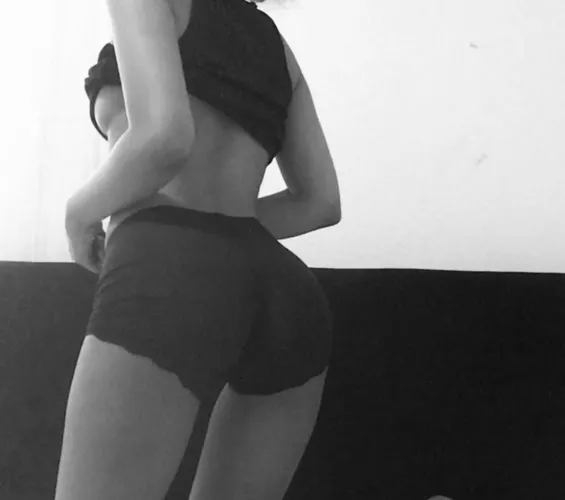 First post🖤what do you think?[F] by Petrapetite