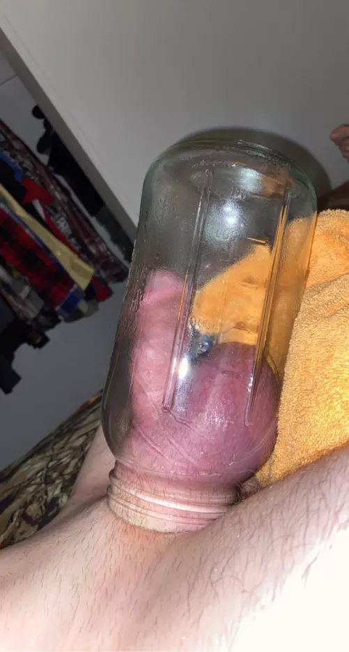 First pump since upgrading from a 32oz to 64oz jar. A lot of room left to grow by Better_Bookkeeper_94