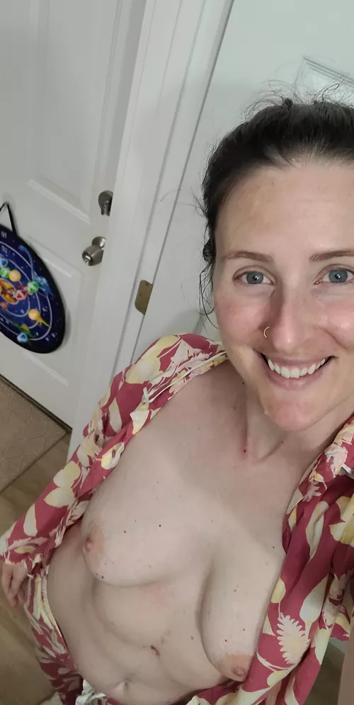 First selfie of 2022 by SunshineSexCouple