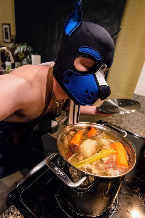 First stock of the season! Who wants chicken noodle? by Anxious_Pup