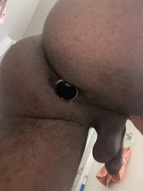 First time plugged and it feels great by Vacation_Leather