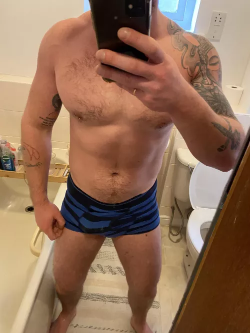 First time poster, looks like I’m in good company 😜 by Moist_Nail6919