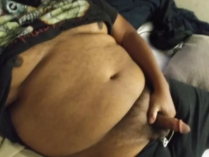 First time posting a nude. What does everyone here think? by Spank_Hill_