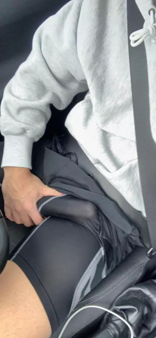 First time posting here :) by maxblue69