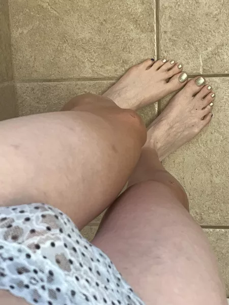 First time posting here. Hello 😊 by maleinunderwear