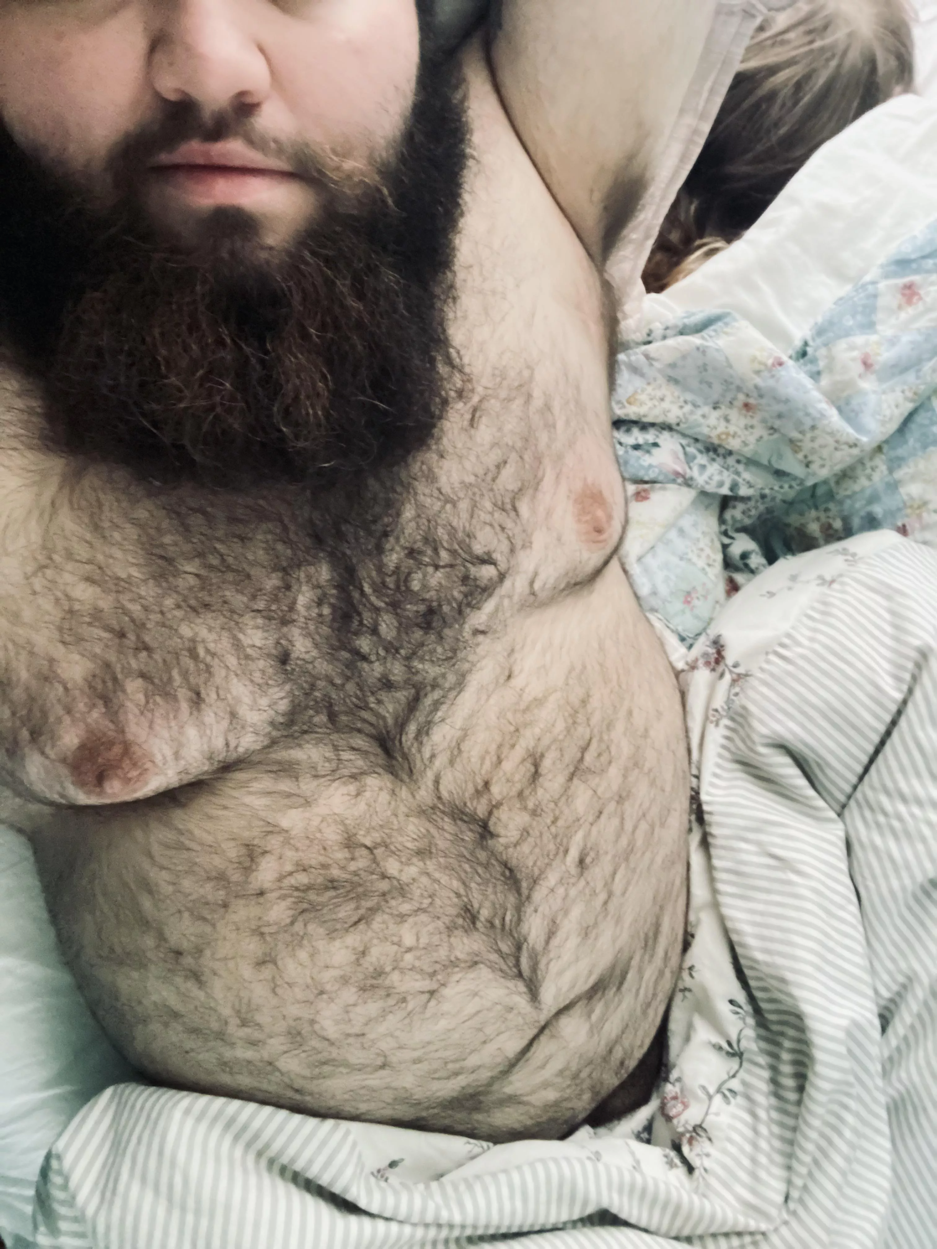 First time posting here! Hello 🐻 posted by buni_bixler