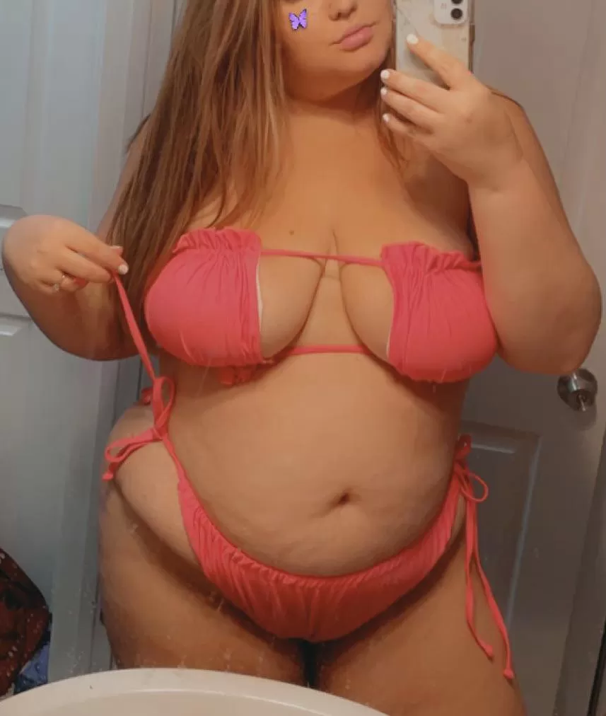 (F)irst time posting here! Hey y’all! 😘 posted by _thatonemilf